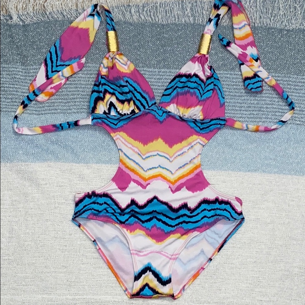 Bathing suit NEVER WORN